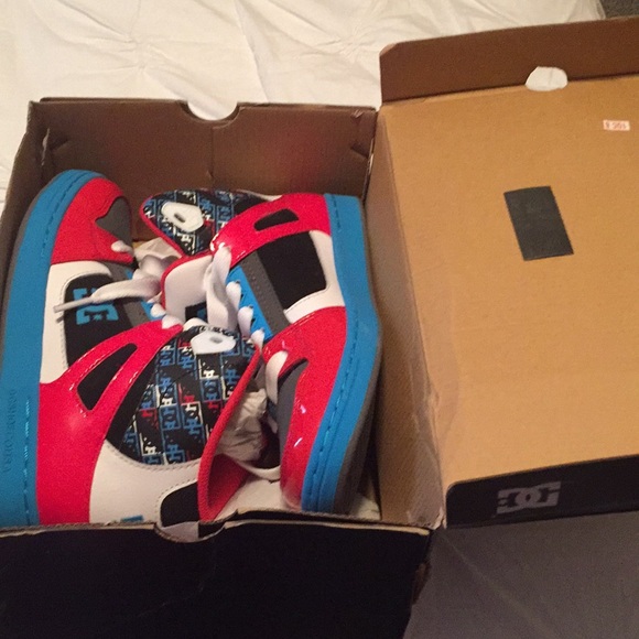 DG brand new shoes size 3.5US - Picture 6 of 6